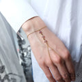 Handschmuck aus vergoldetem Edelstahl mit Strassblumen blanc